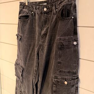 Fashion Nova Women’s Dark Gray Cargo Jeans